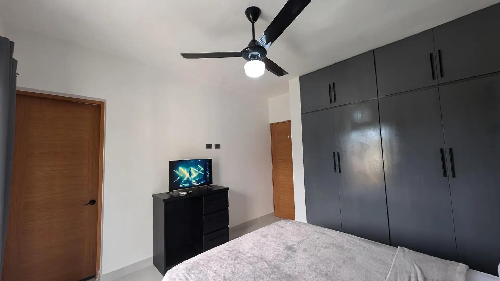 Modern Apartment 2 Bedroom Apartment With Wifi And Private Parking Sosua